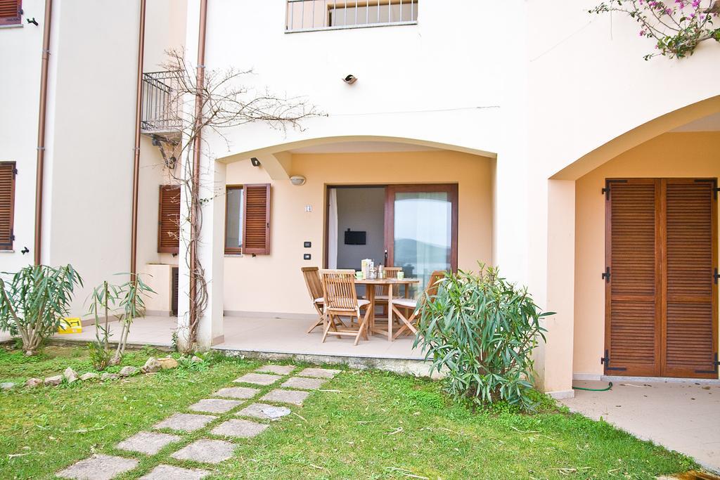 Apartamento I Mirti Di Porto Pozzo Exterior foto