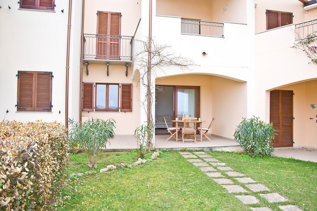 Apartamento I Mirti Di Porto Pozzo Exterior foto